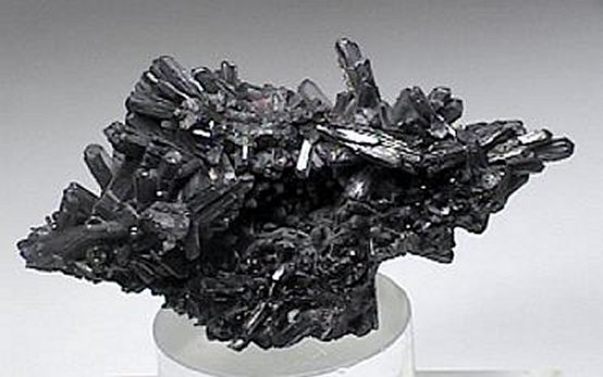 Large Gaudefroyite Image