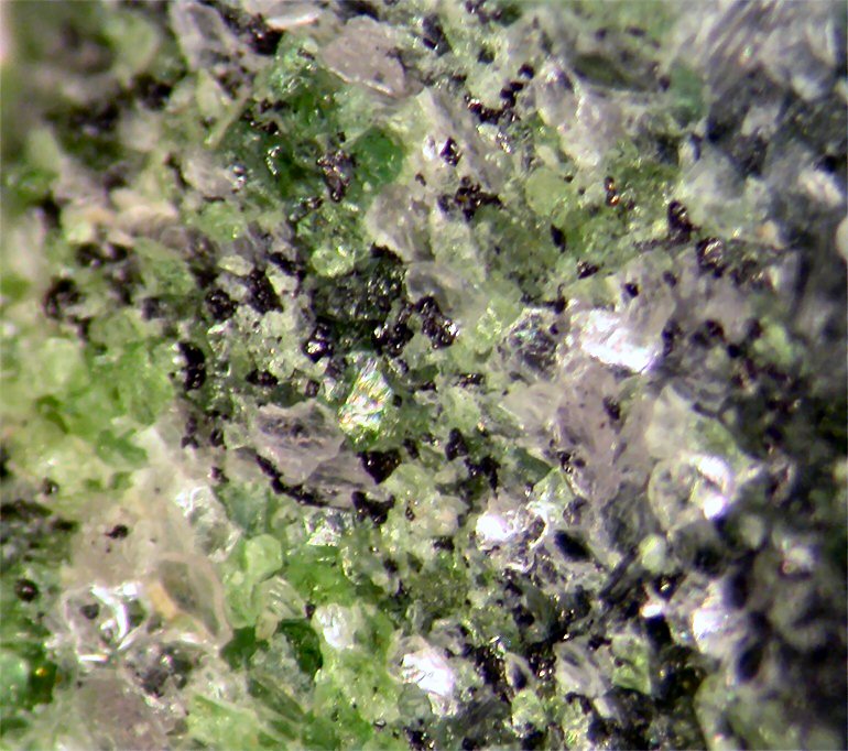 Large Magnesiocoulsonite Image