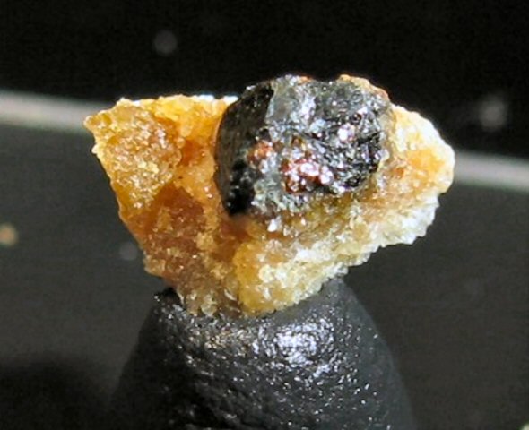 Large Makarochkinite Image